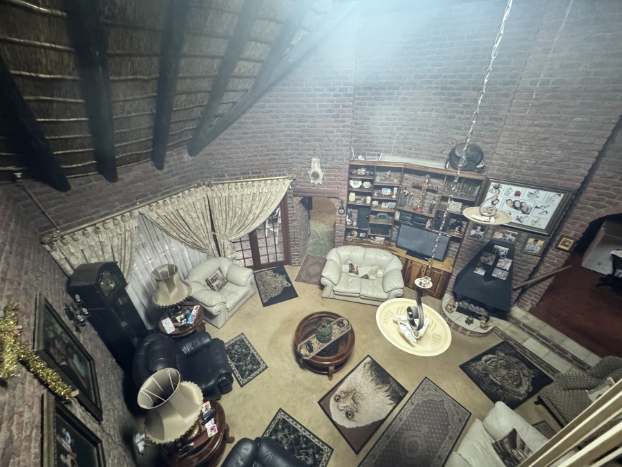 6 Bedroom Property for Sale in Doringkruin North West